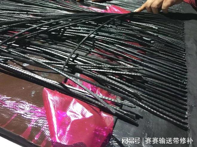 PG电子官方钢丝皮带热硫化接头用什么芯胶面胶强度高？