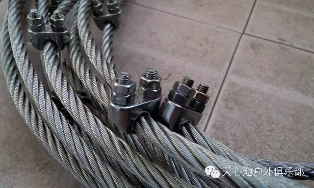 pg电子平台登录入口斜巷提升机钢丝绳更换保证运输安全北山工区的高效执行力让人赞叹